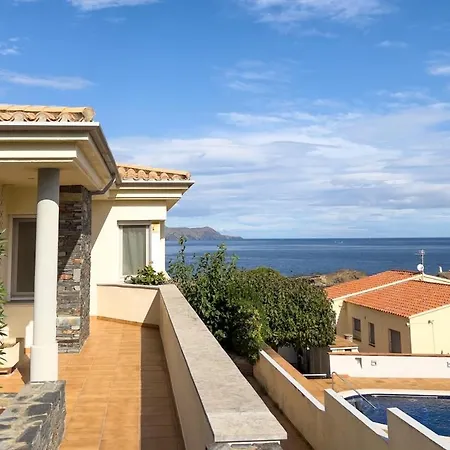 Villa Sarnella, *