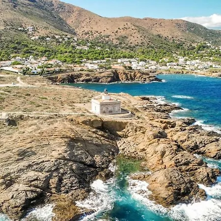 Sarnella, * El Port De La Selva